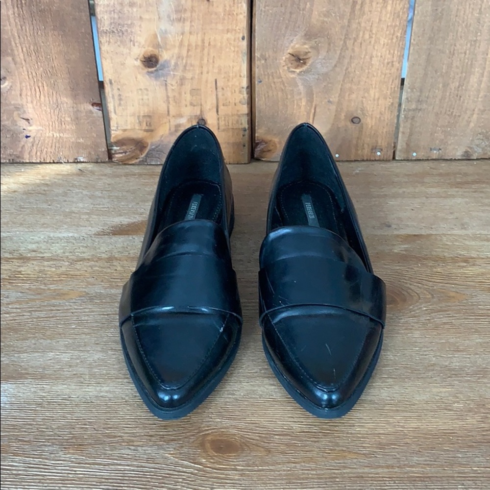 Forever 21 Black Loafers - Size 8 - Flat